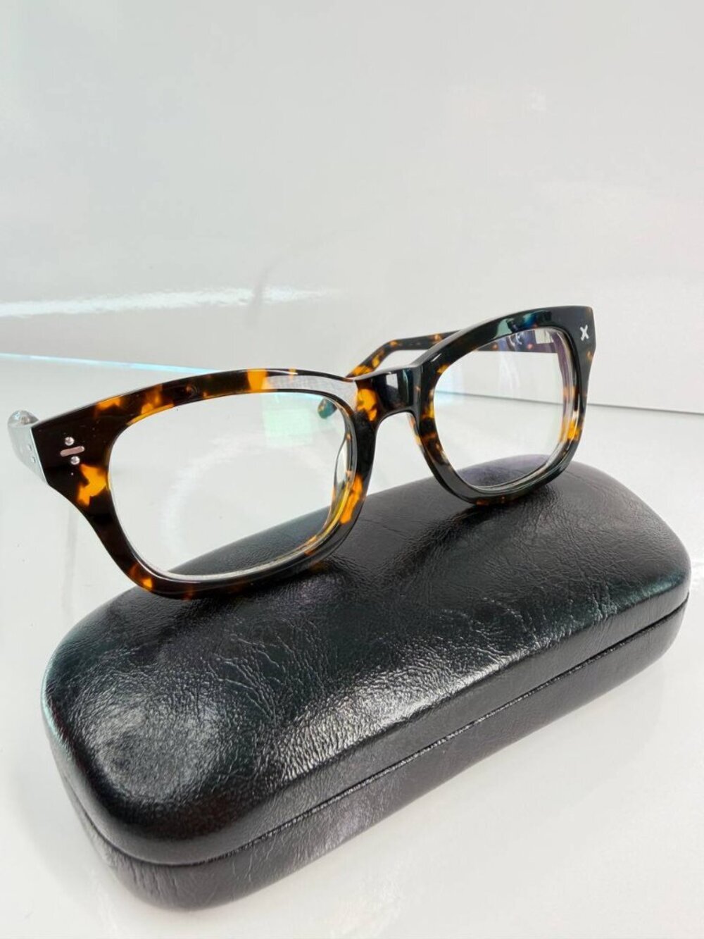 Derek Cardigan Tortoise Prescription Eyeglasses – Classic Square Frame